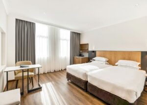 Cách bố trí nội thất phòng ngủ khách sạn đẹp