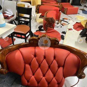 Sofa tan cổ điển sang trọng